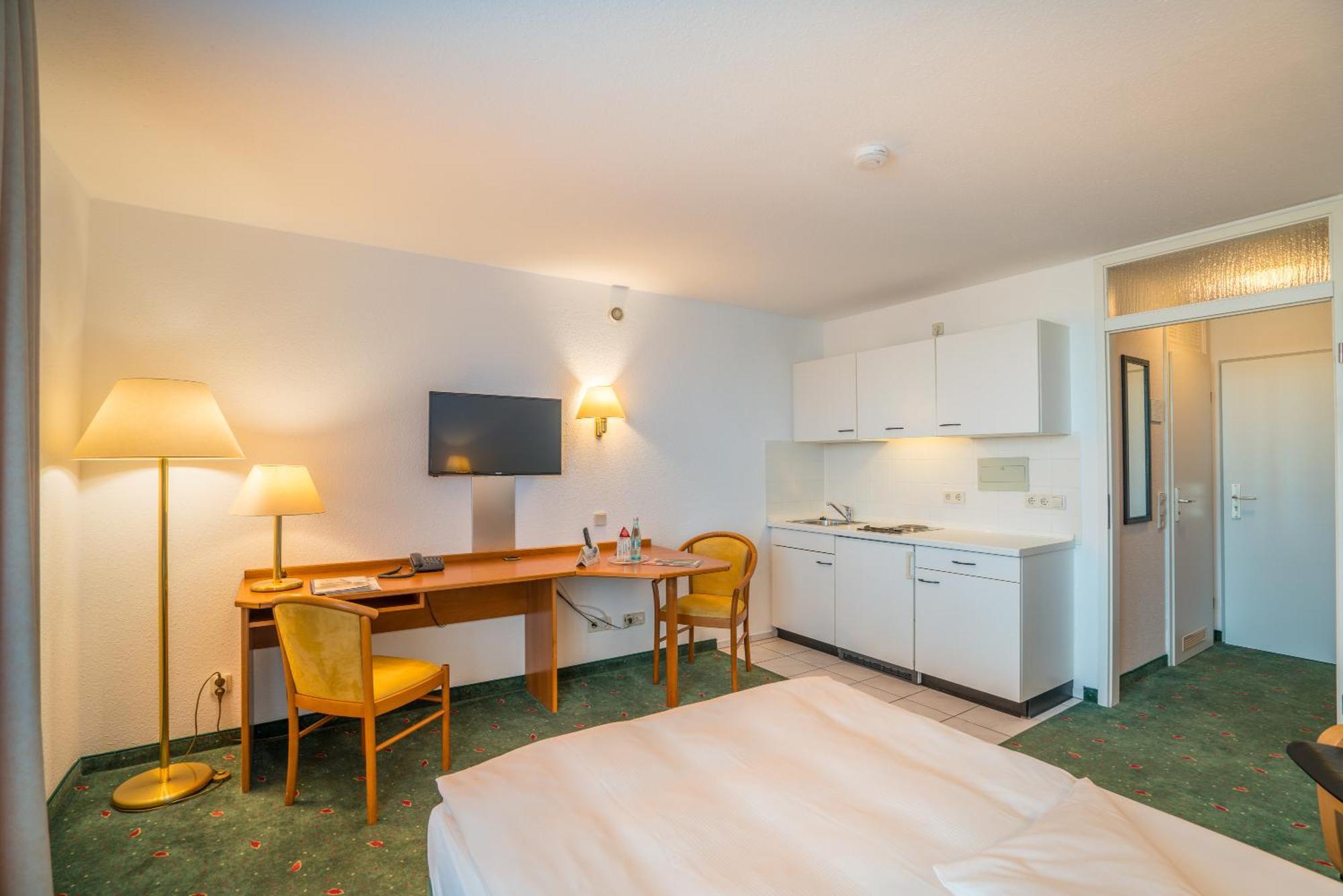 Airporthotel Residenz Steinenbronn Exteriér fotografie