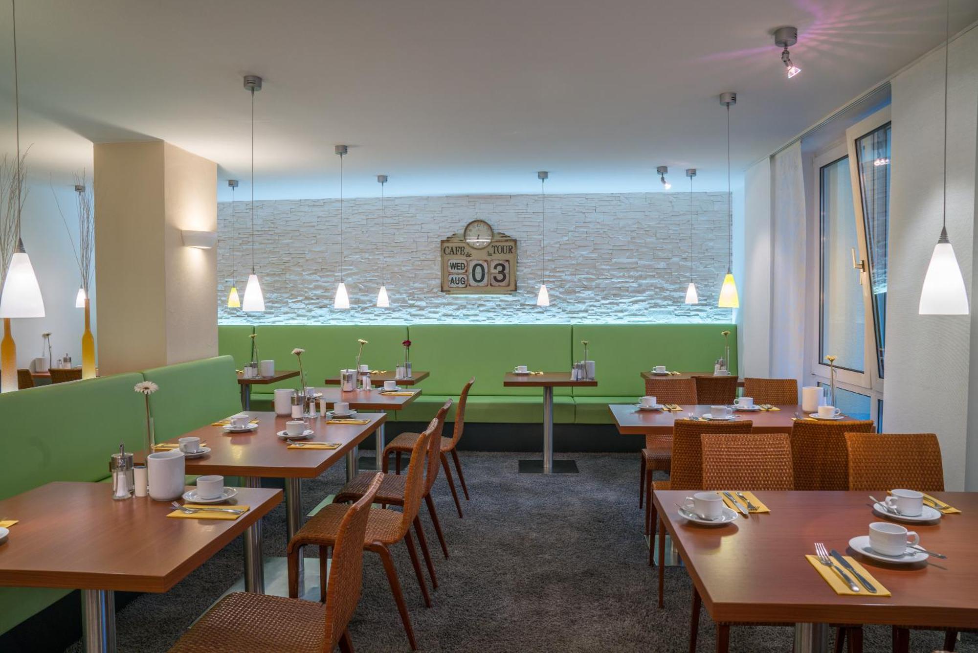 Airporthotel Residenz Steinenbronn Exteriér fotografie