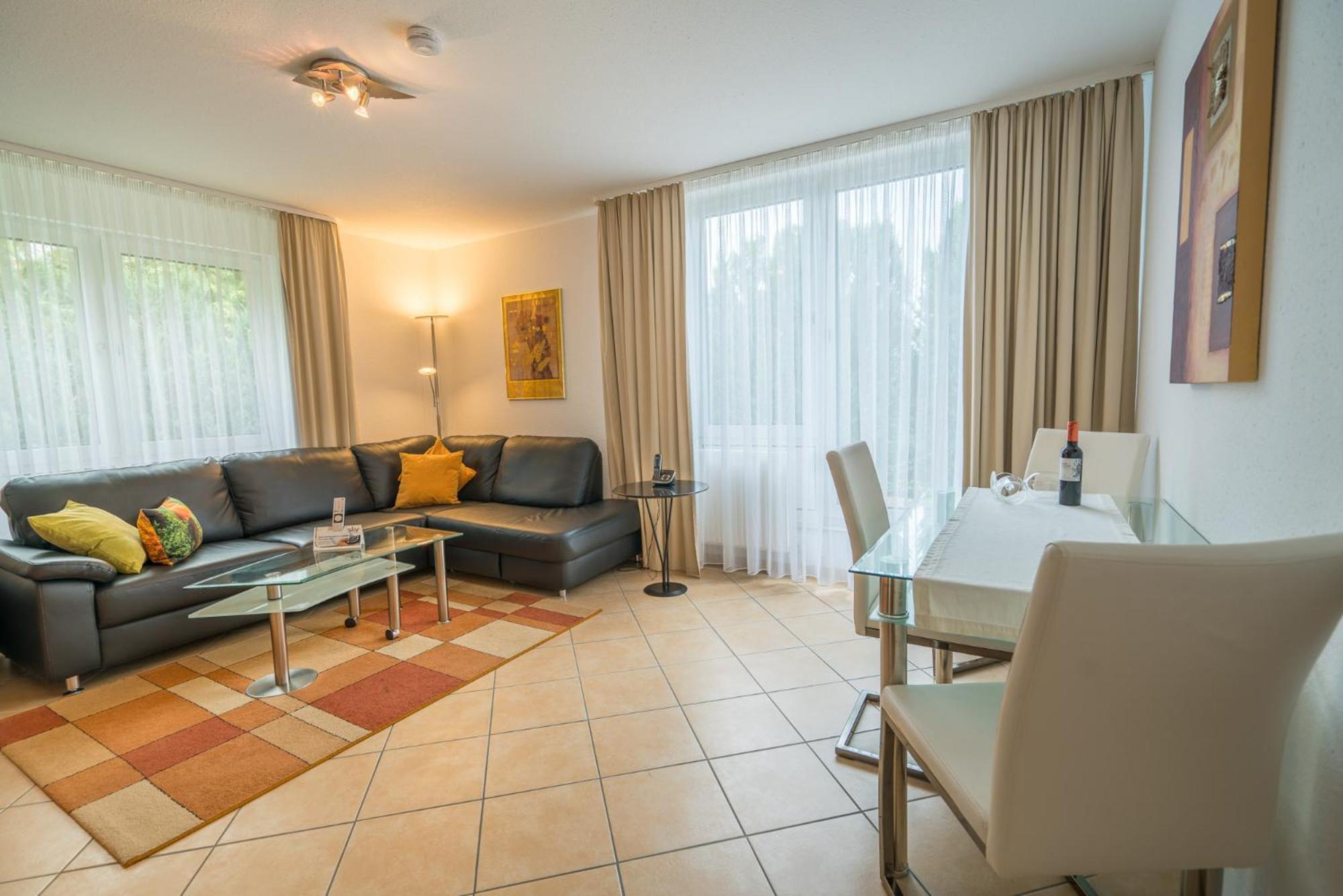 Airporthotel Residenz Steinenbronn Exteriér fotografie