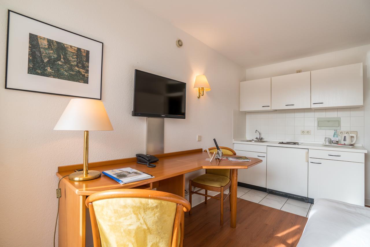 Airporthotel Residenz Steinenbronn Exteriér fotografie